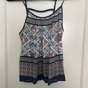 Patterned Tank
